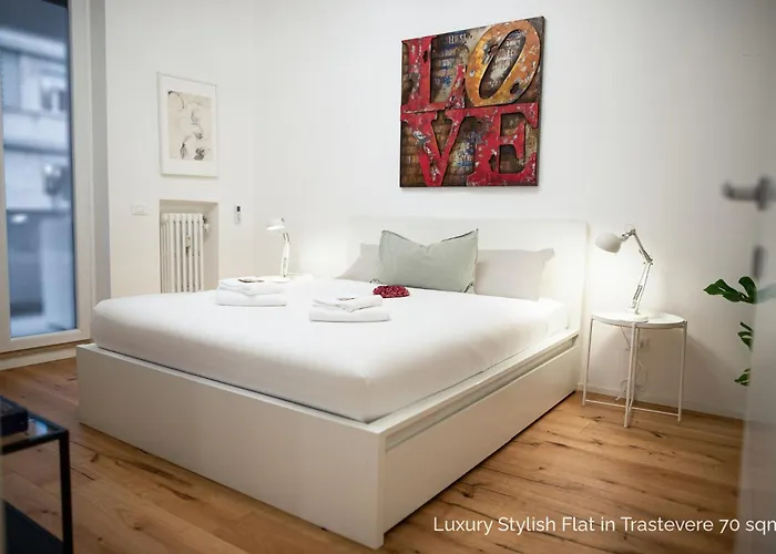 La Dolce - Luxury Stylish Flats In Trastevere 70-90sqm Apartament